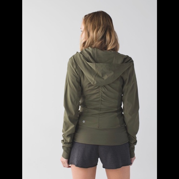 Lululemon In Flux Jacket - Picture 3 of 5